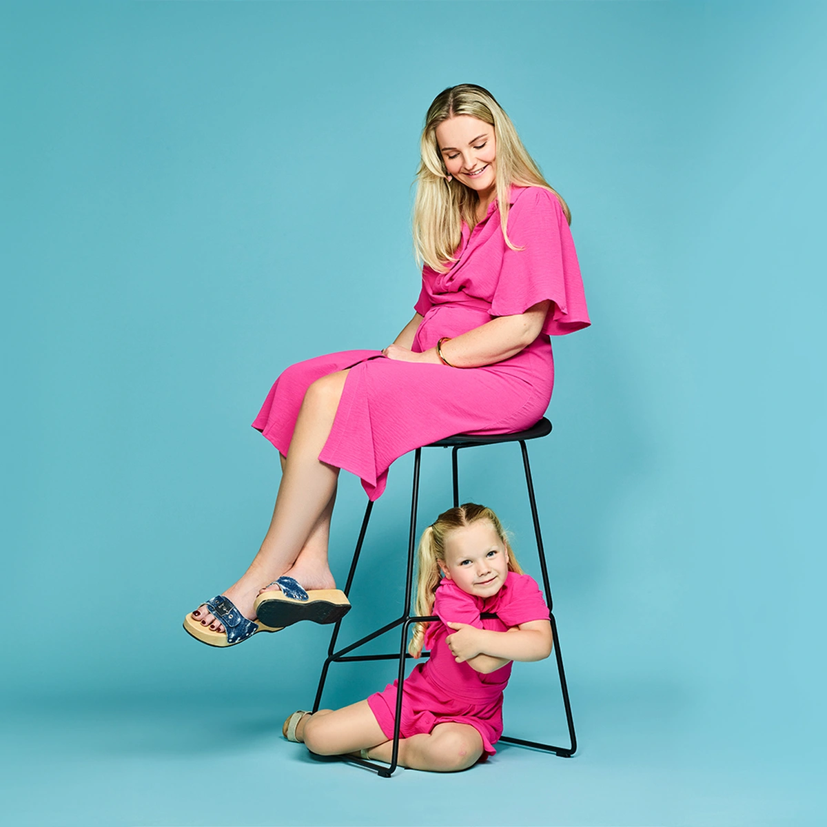 09-BS-Portrettenserie-Mini-Influencers-lisanne-en-felice-INTERVIEW-ismay-gijsen-FOTOGRAFIE-Tom-ten-Seldam,-Tiago-Ventura-header