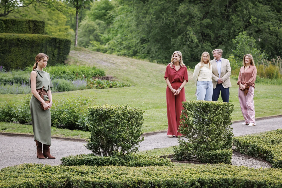 Prinses Alexia reageert voor het eerst op geruchten over relatie met Antoon