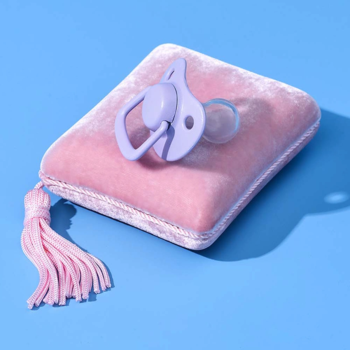 header - speen - bevallen - kussen - opvoeding - tom ten seldam