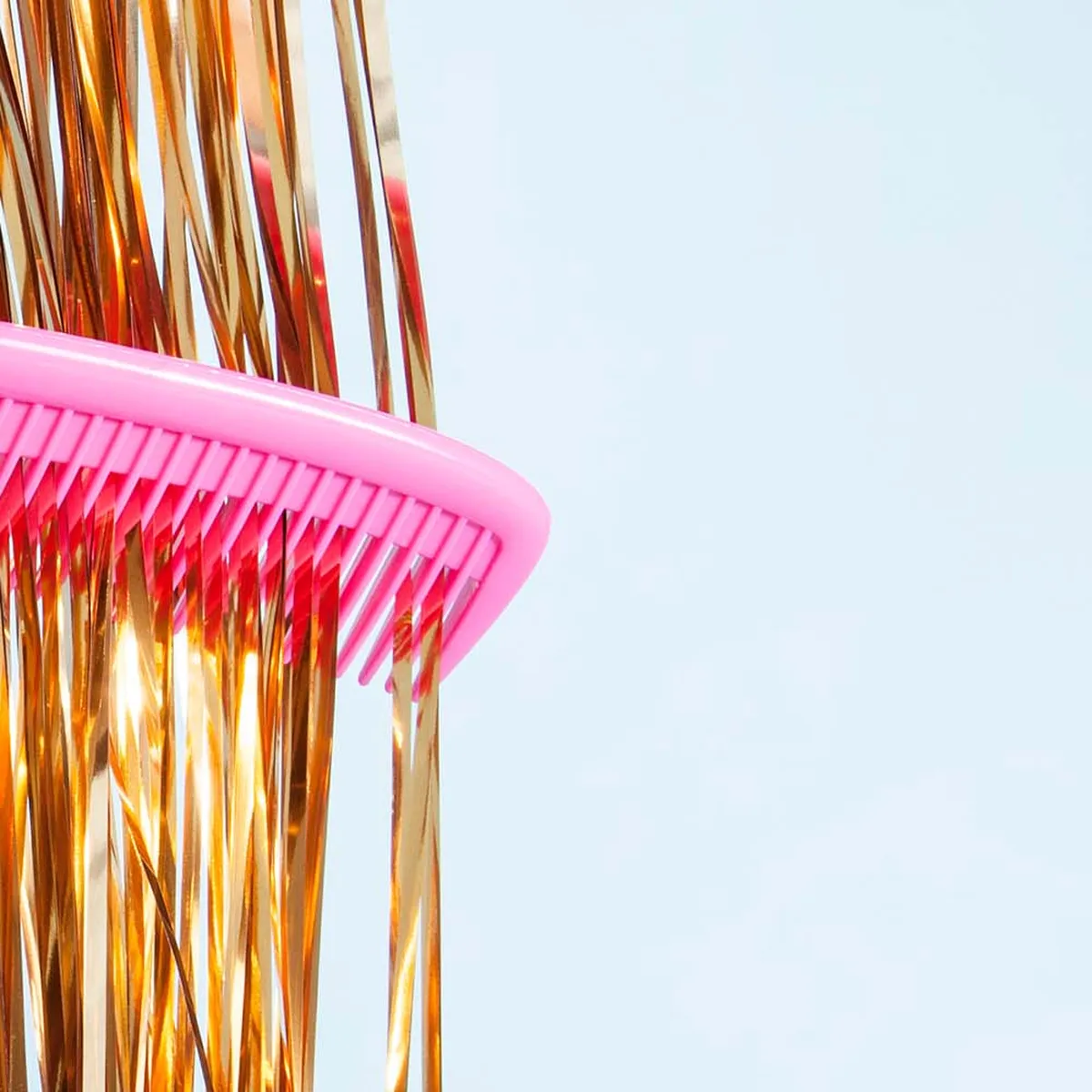 Vliegt de winkels uit: deze L’Oréal haarolie is de betaalbare dupe van een dure variant