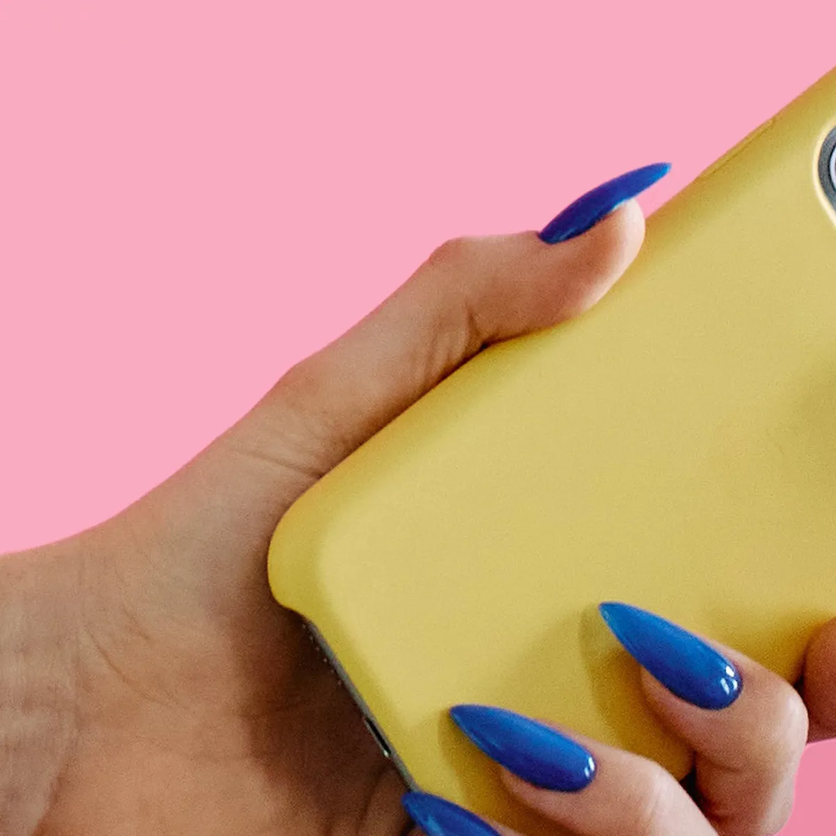 Telefoon vergroeid met je hand? Zo beïnvloedt schermtijd je leven