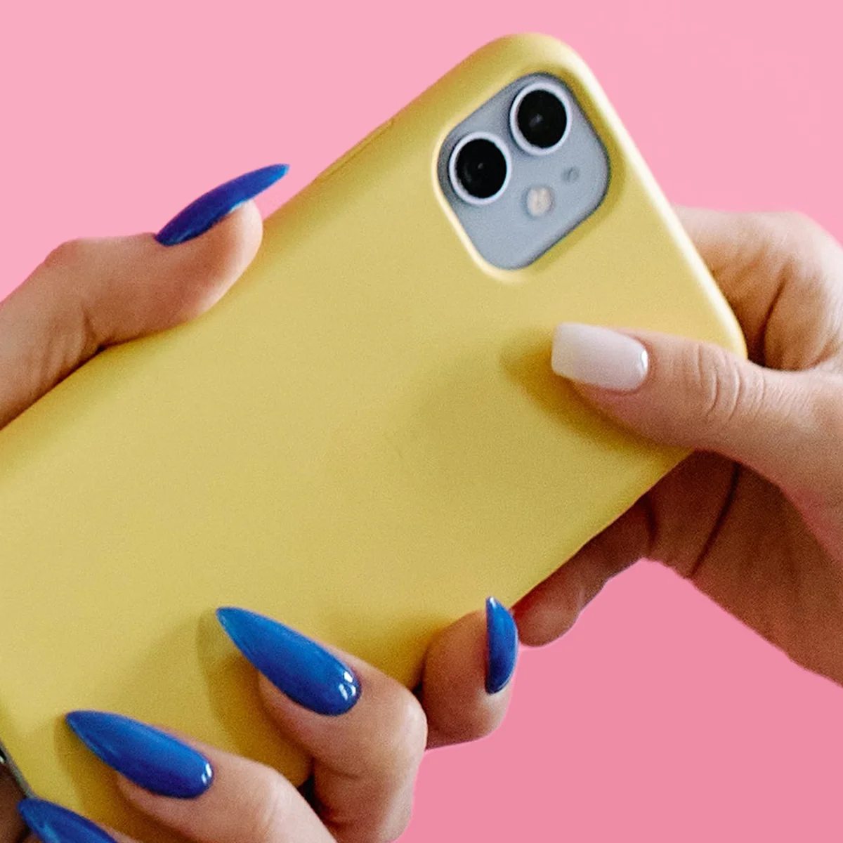 Telefoon vergroeid met je hand? Zo beïnvloedt schermtijd je leven