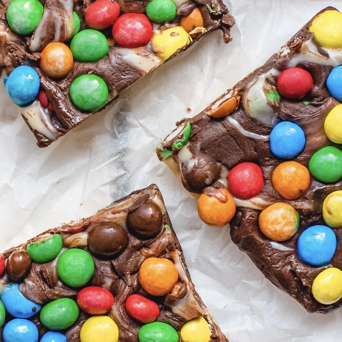 Header - fokking makkelijk recept - M&M fudge - chickslovefood