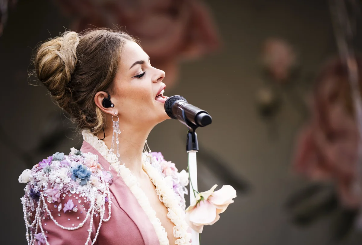 Davina Michelle kreeg beveiliging vanwege 'bizar' gedrag fans