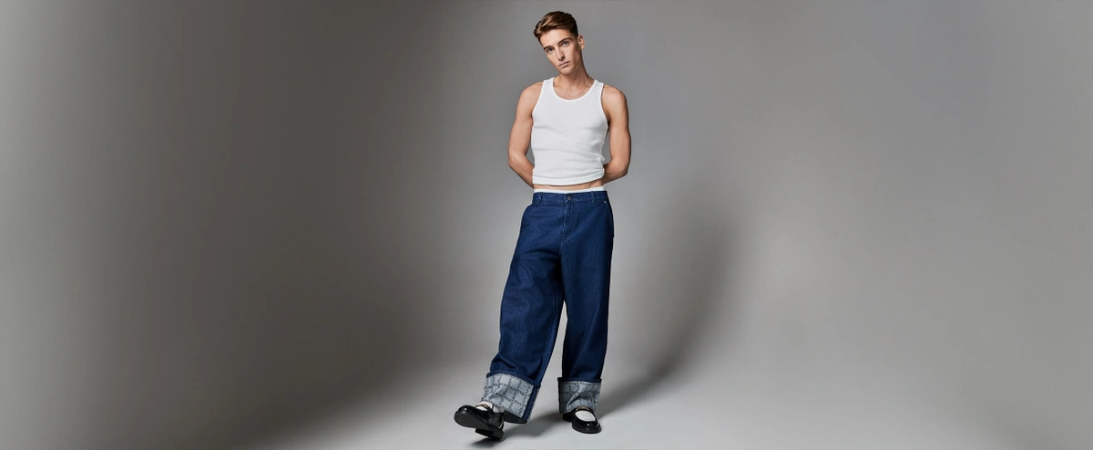 2023 - 10 - Header - Groot interview - Robbert -Interview Ismay Gijsen - Fotografie Kwadwo Amfo - Styling Valerie Ntantu - Haar en make-up Marc Sew Atjon-03