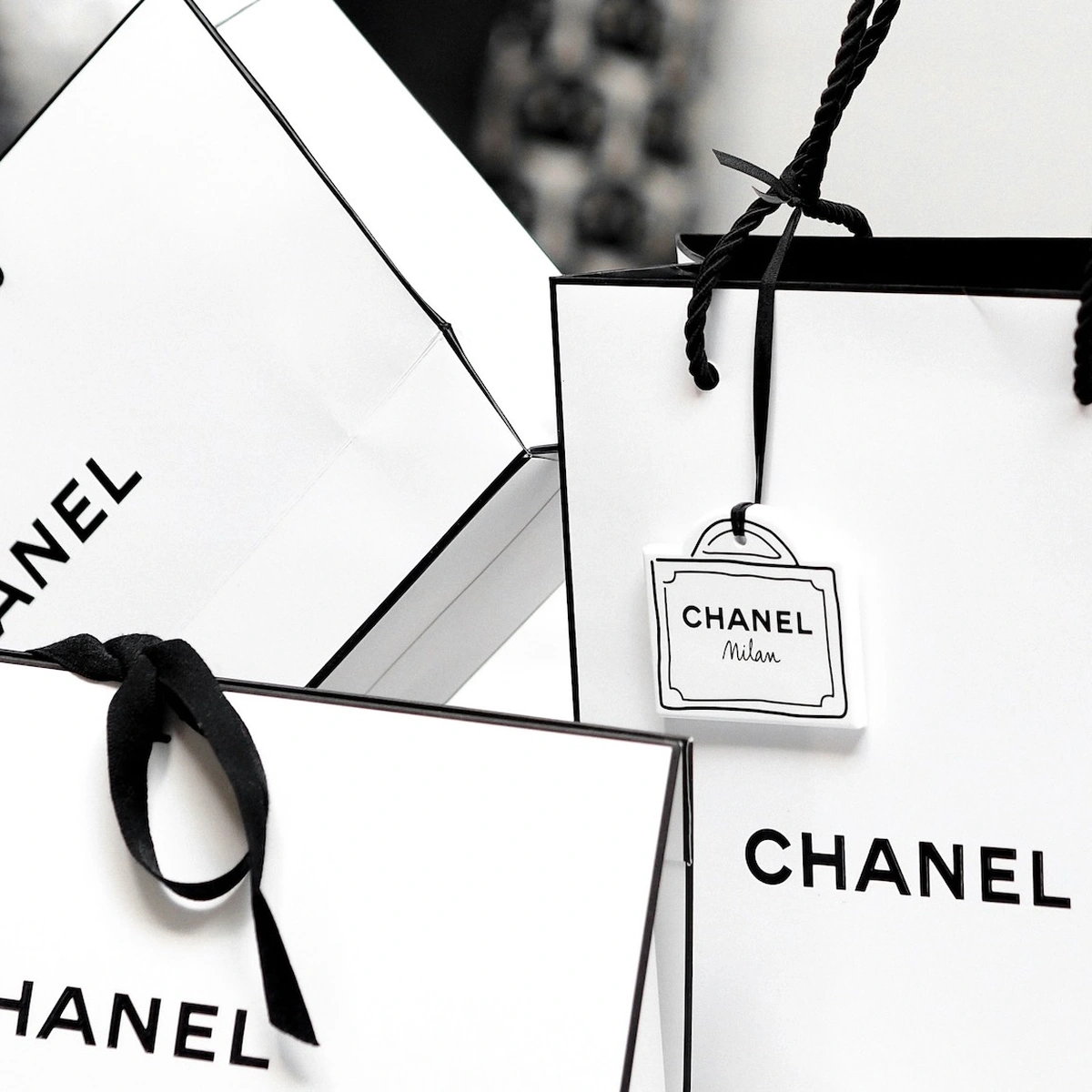 Header - Chanel - tas - tassen - shoppen - winkelen - Unsplash