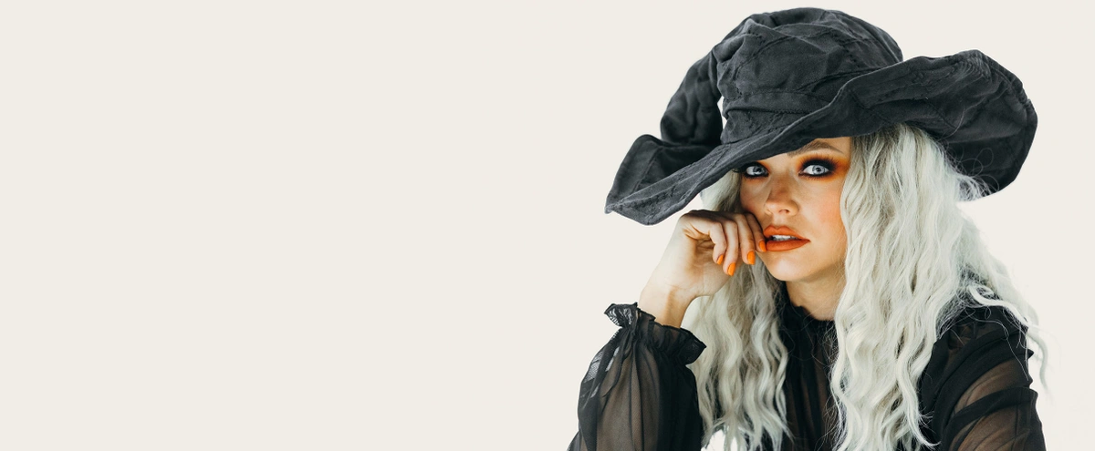 hero - halloween - looks - heks - unsplash