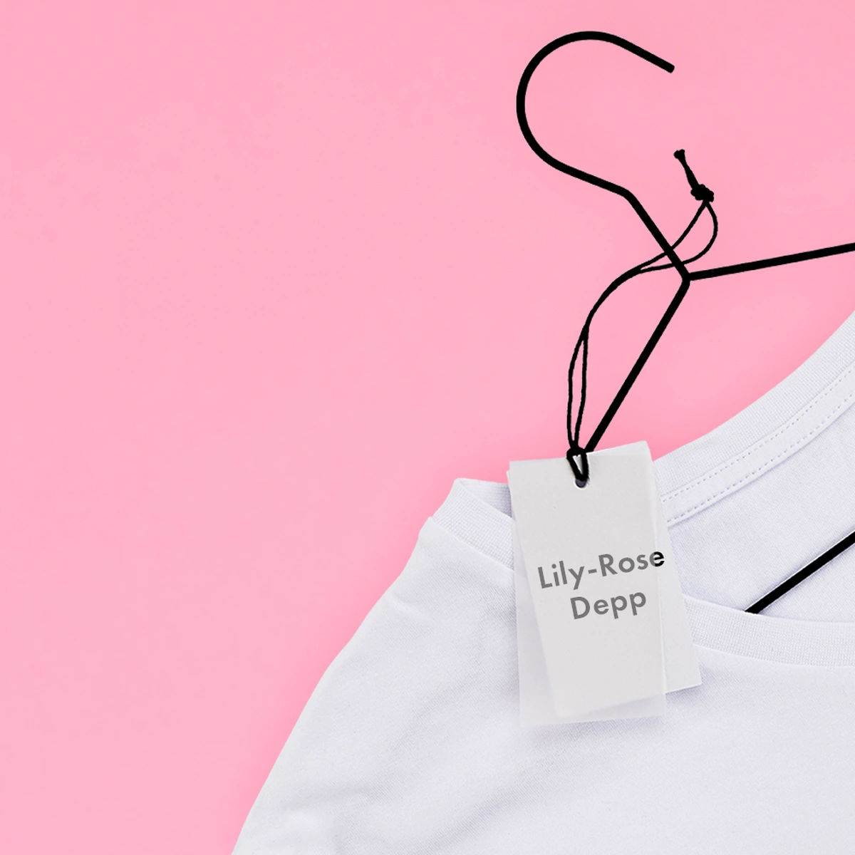 kellyskeuze-header-lillyrosedepp-kledinghanger-shutterstock