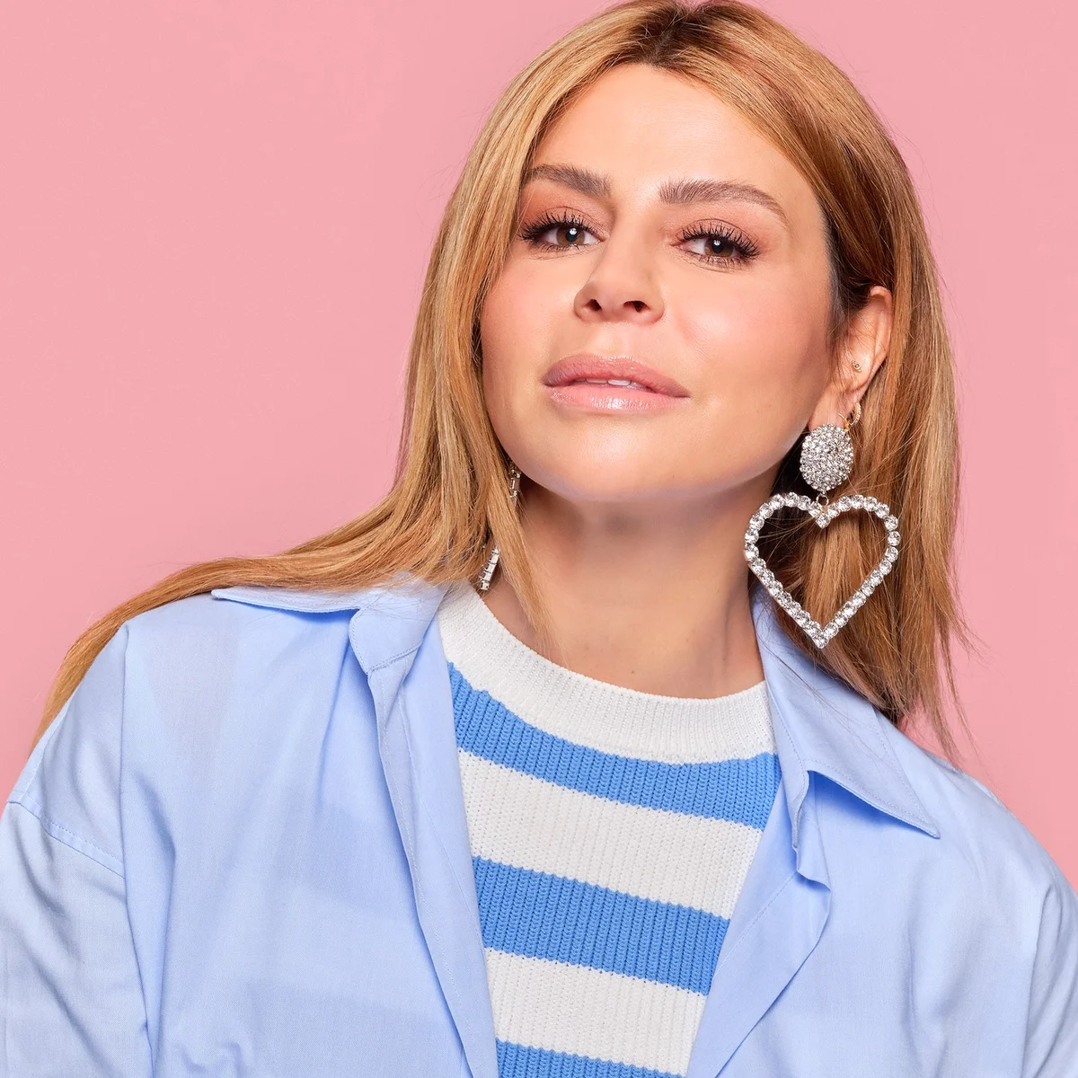Olcay Gulsen - roze - column