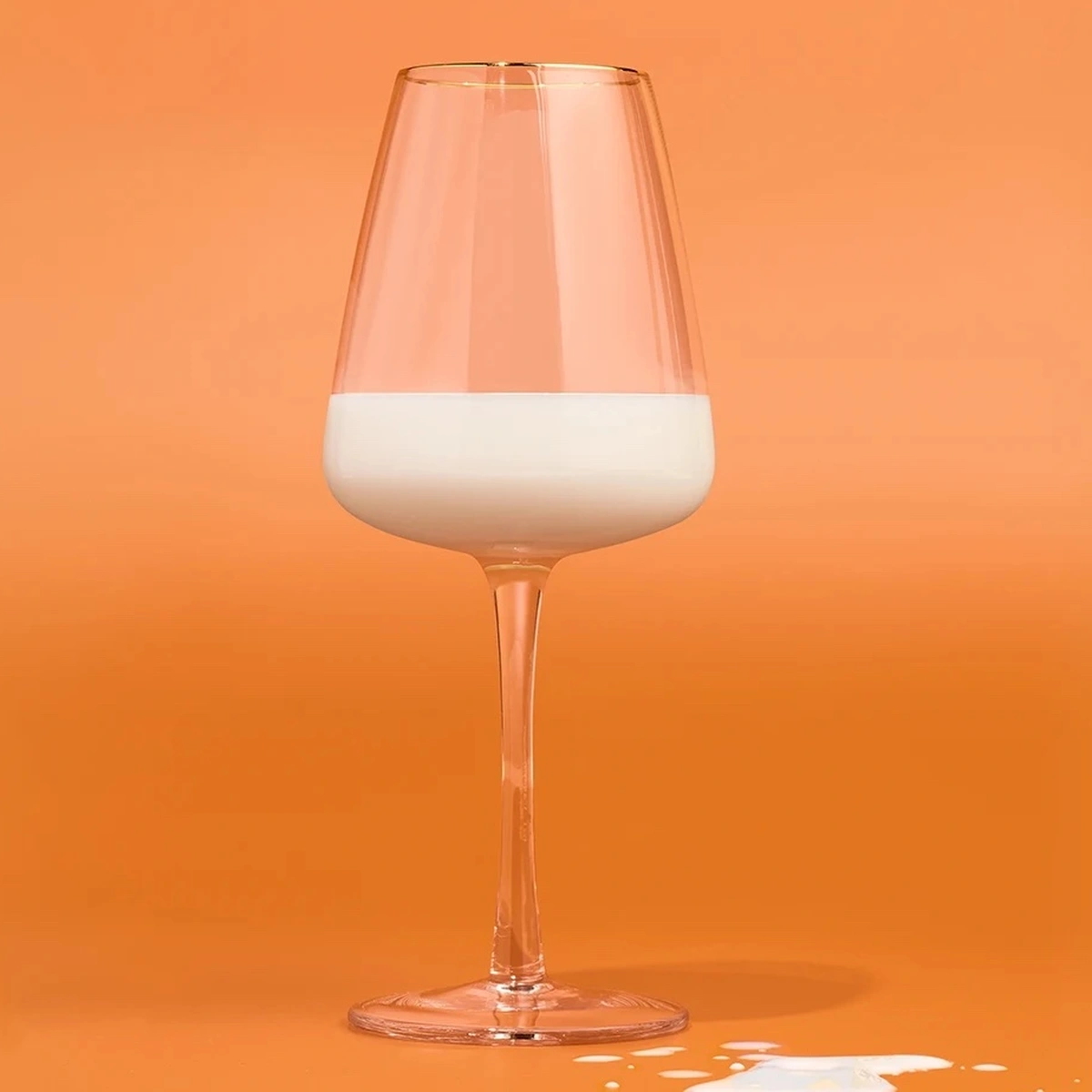 Header-ZB06-still-glas-melk-baby-wijnglas-psyche-Tomtenseldam