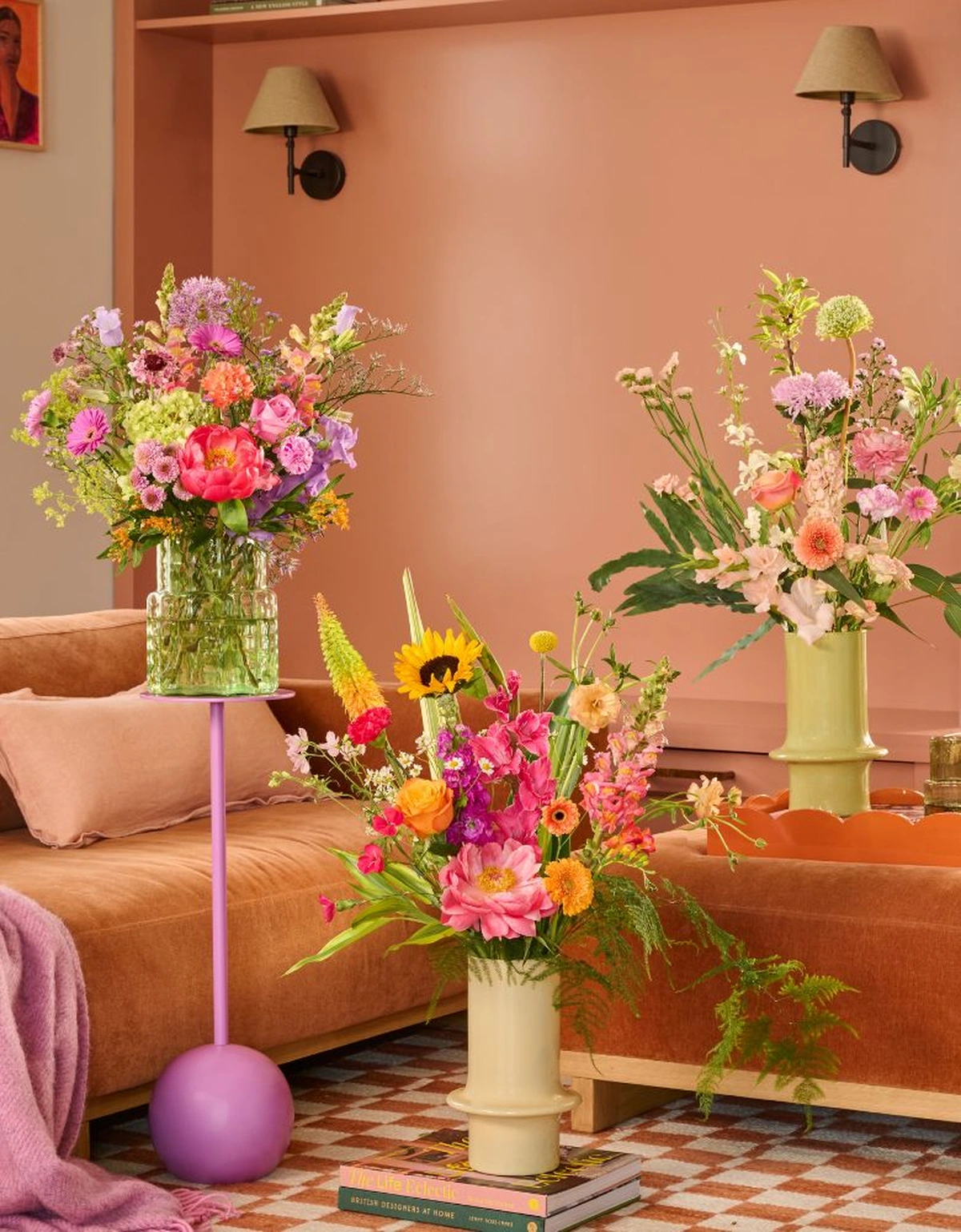 Win nu een boeket + vaas uit de Daan Alferink x Bloomon collectie