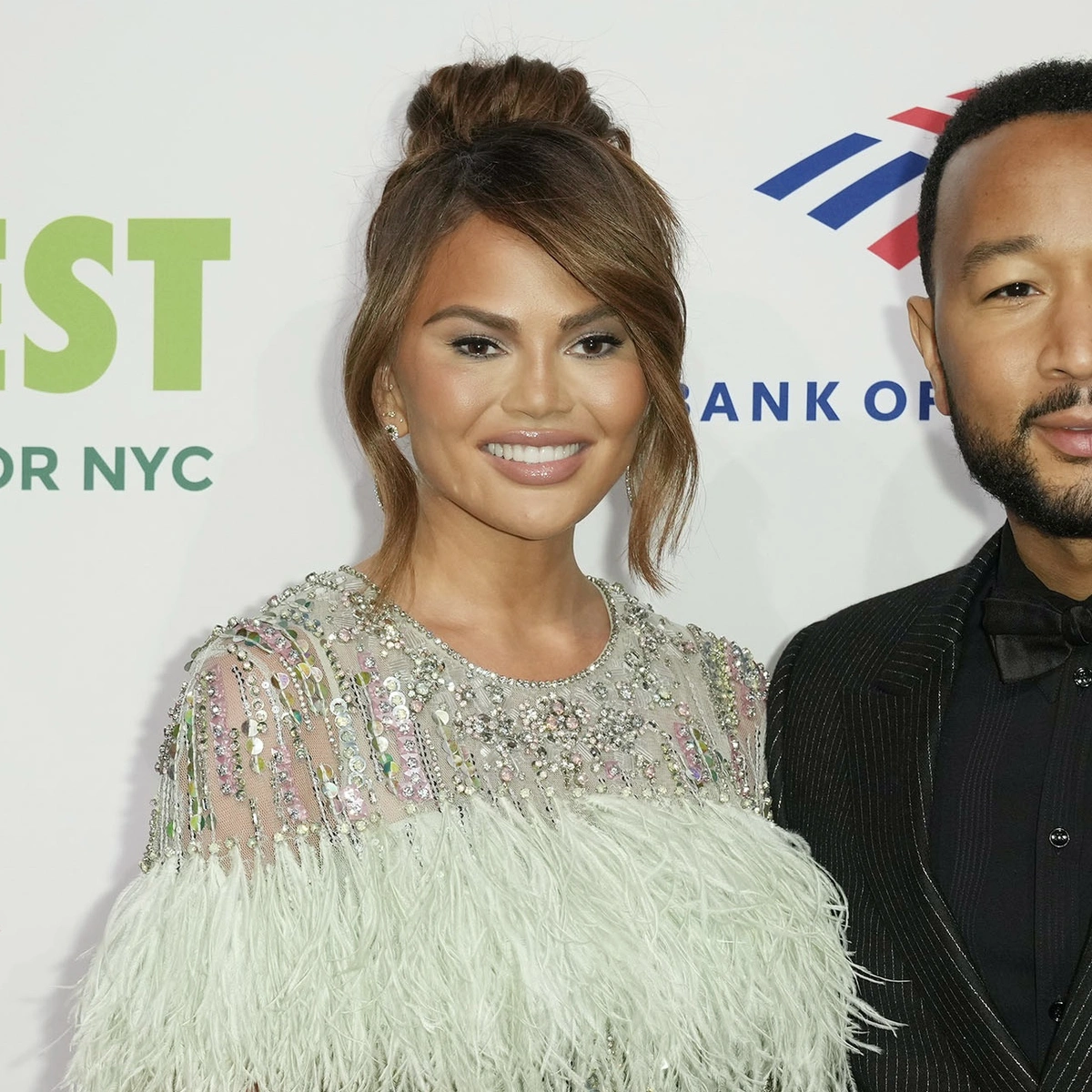 Chrissy Teigen - John Legend - zwanger - kind 