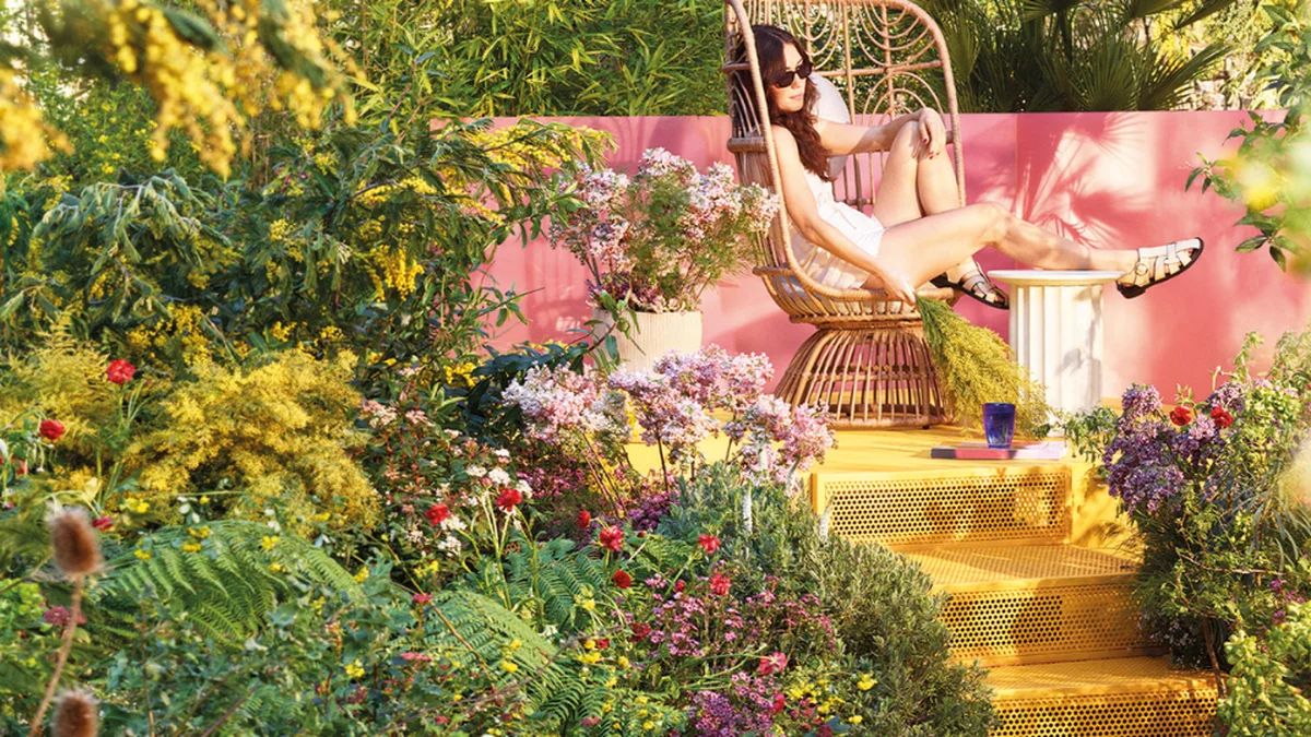 Header - Made.com - advertorial - tuin - meubel