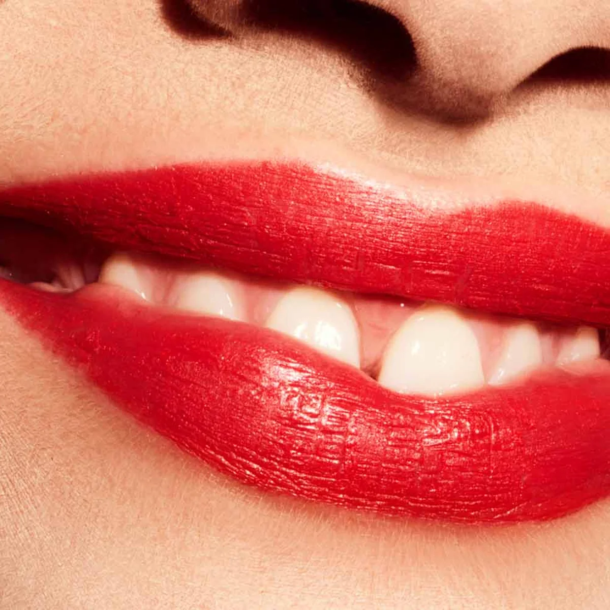 Beauty Mag 8 - Rode Lippen