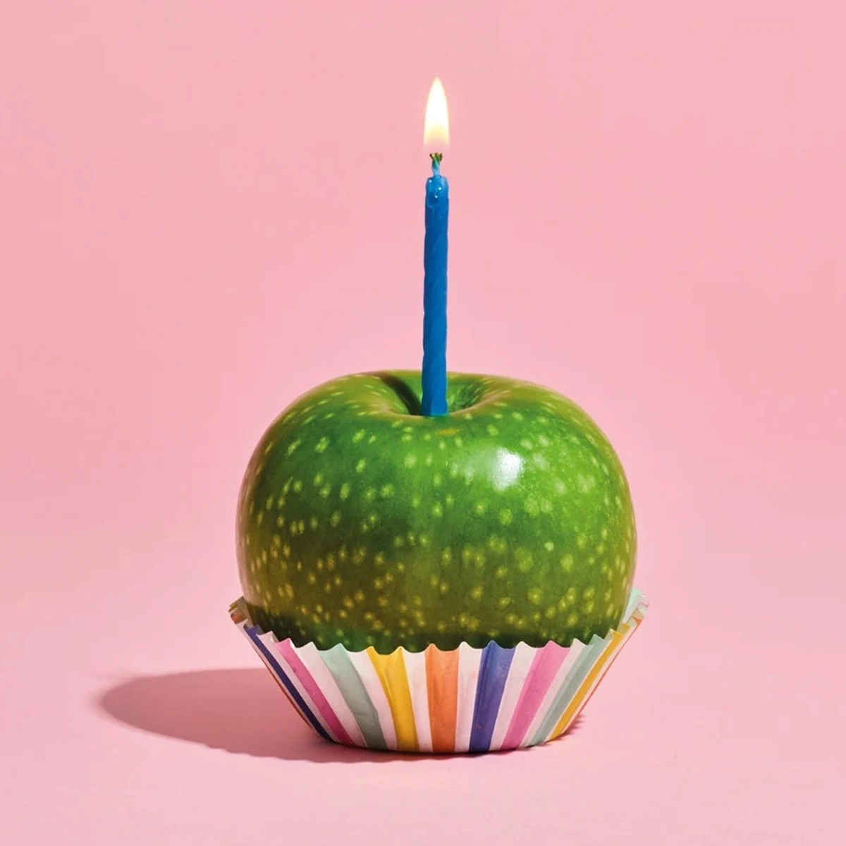 2025-01-B&M-Coverstory-Fotografie-Tom-ten-Seldam-Styling-Cheri-van-Rijn--header-coverstory-appel-cupcake-gezond-fit