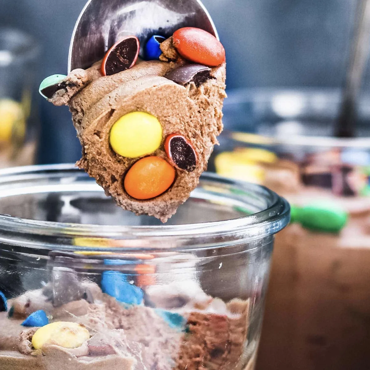Header - M&M chocolademousse - fokking makkelijk recept - Chickslovefood