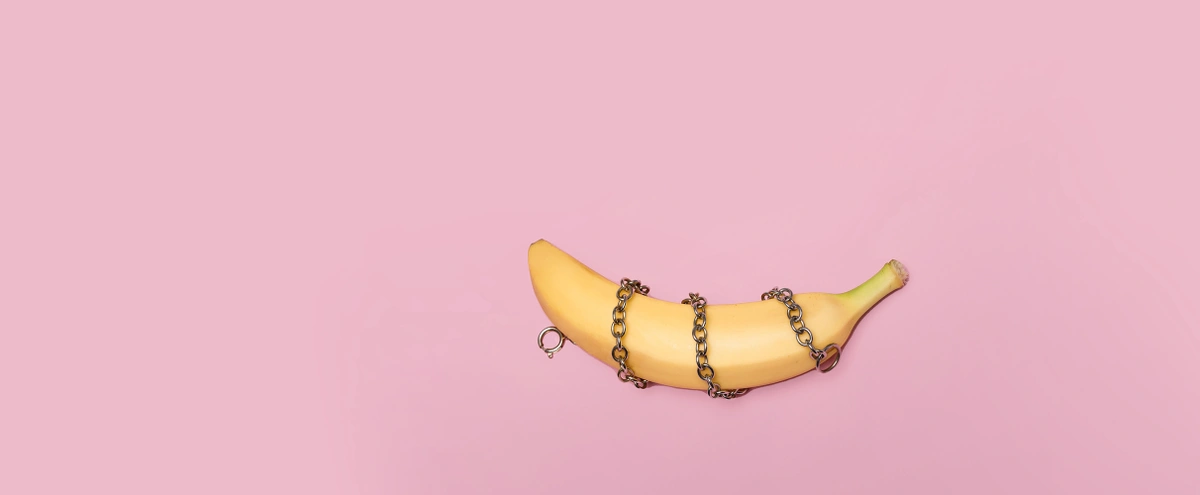 hero - rubriek - ketsen - seks - banaan - ketting - pexels