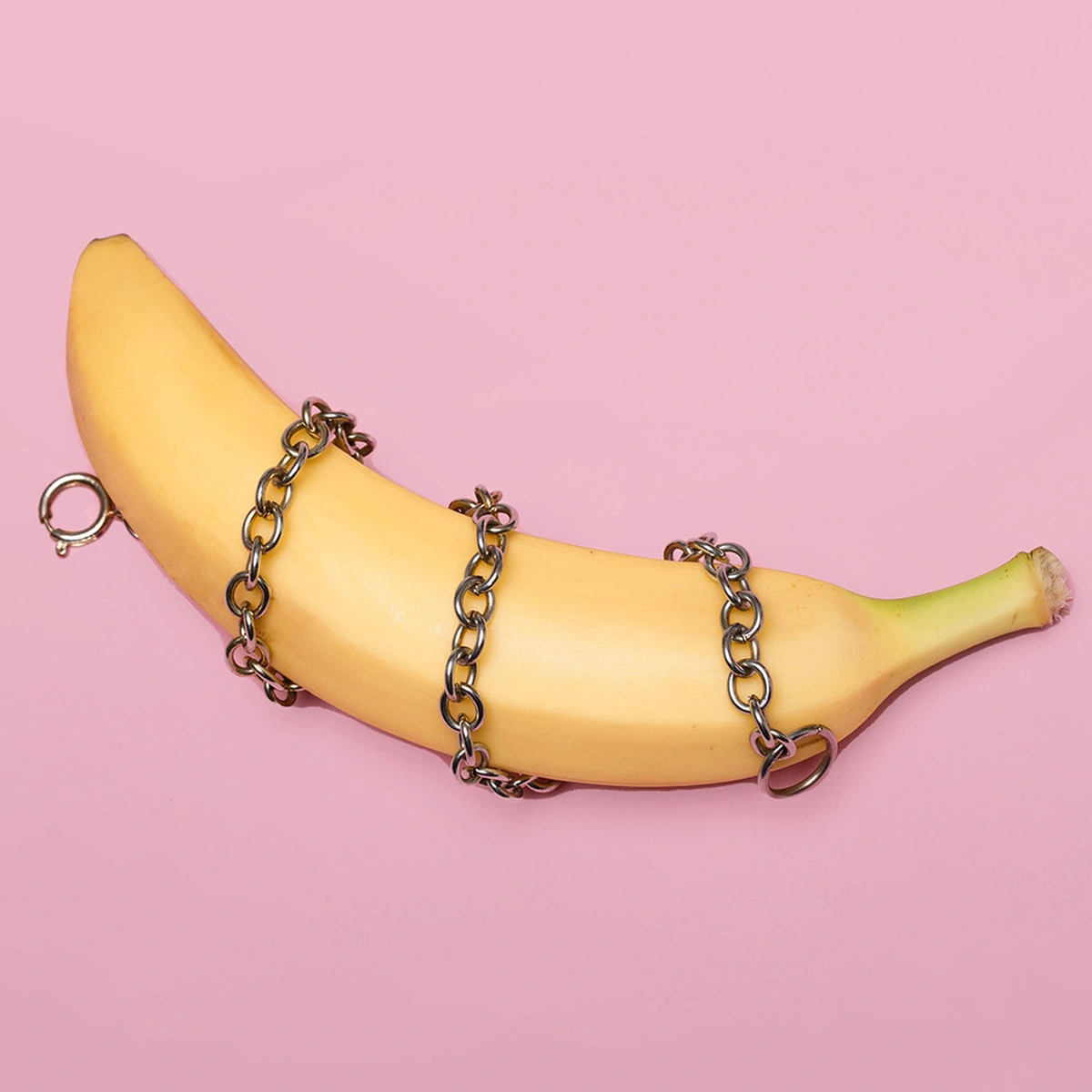 header - rubriek - ketsen - seks - banaan - - ketting - pexels