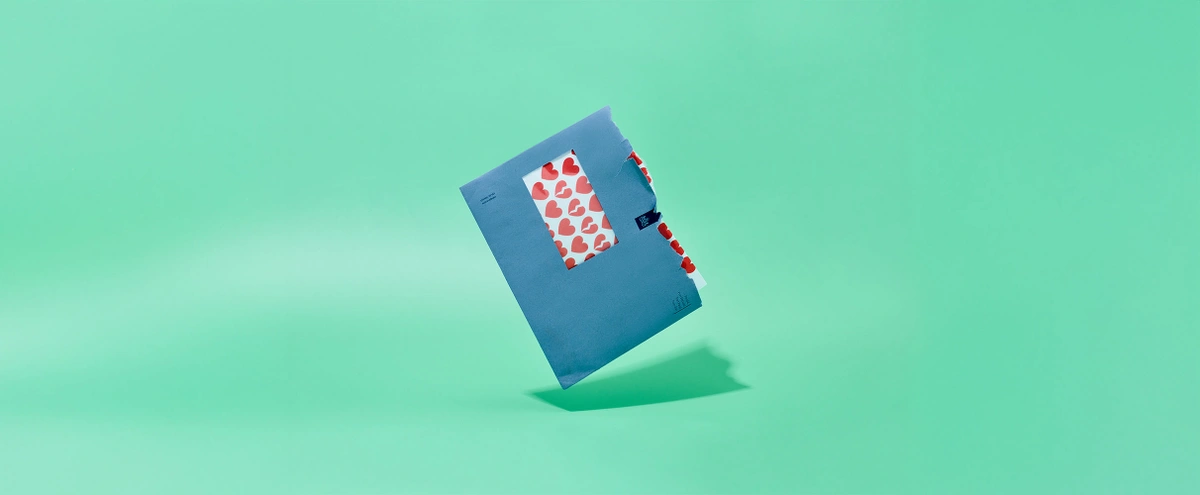 Editie 10 - Stills - B&M verhaal 2 Carriere en Geld - Groen - Brief - Hartjes - Fotografie Tom ten Seldam - Styling Cheri van Rijn - Header