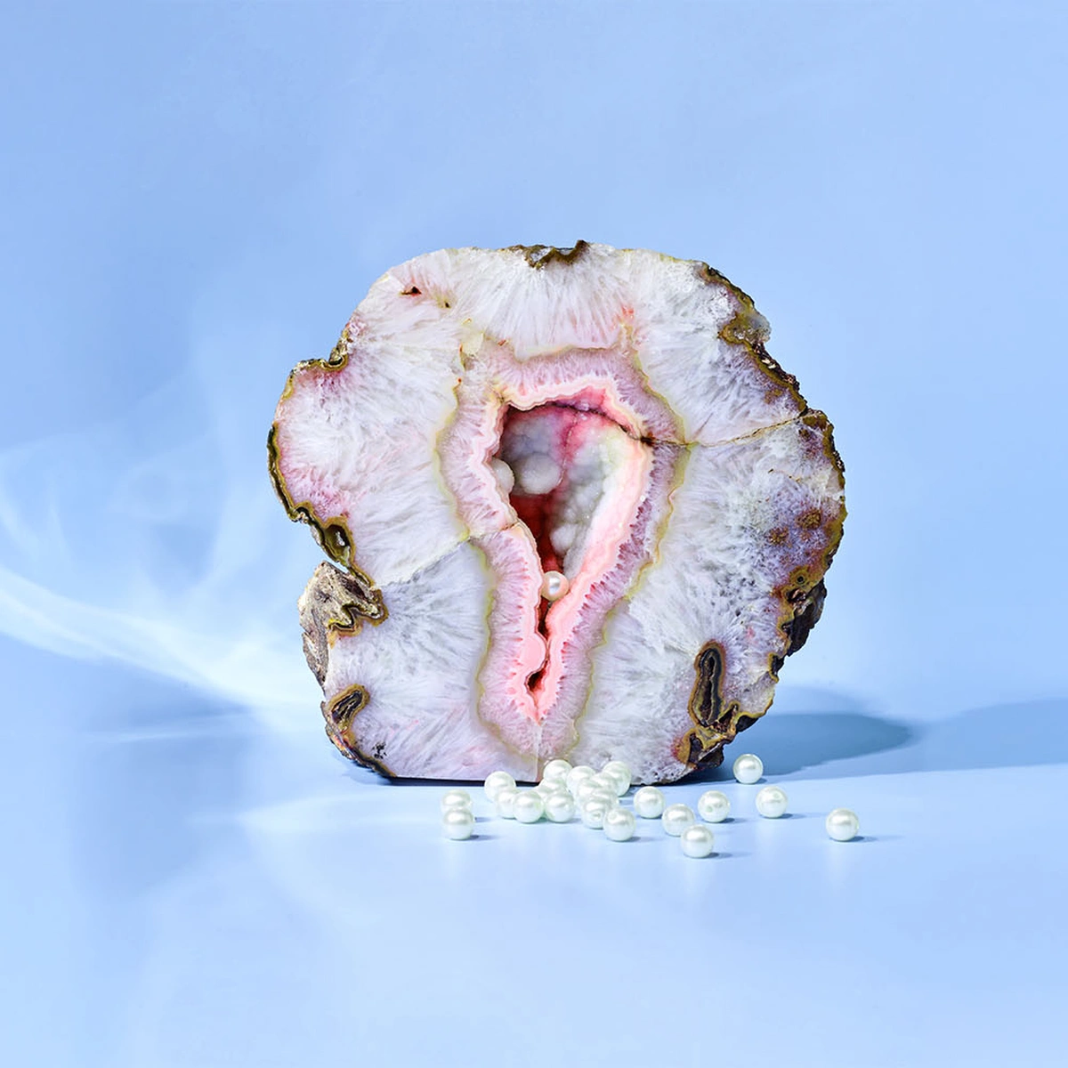 2024-12-B&M Mama- fotografie Tom ten Seldam - Styling Cheri van Rijn - Parels - Header