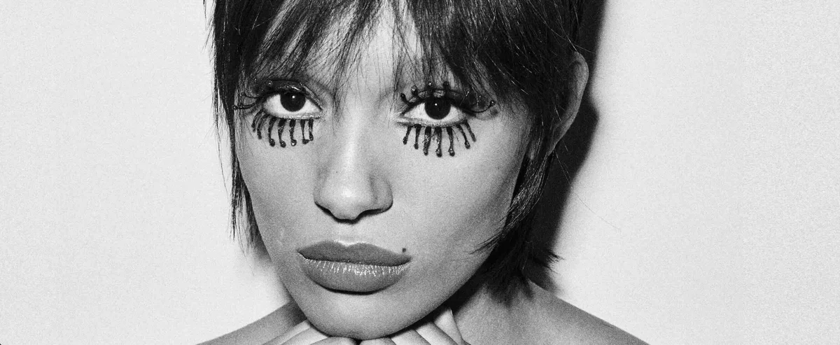 mascara
