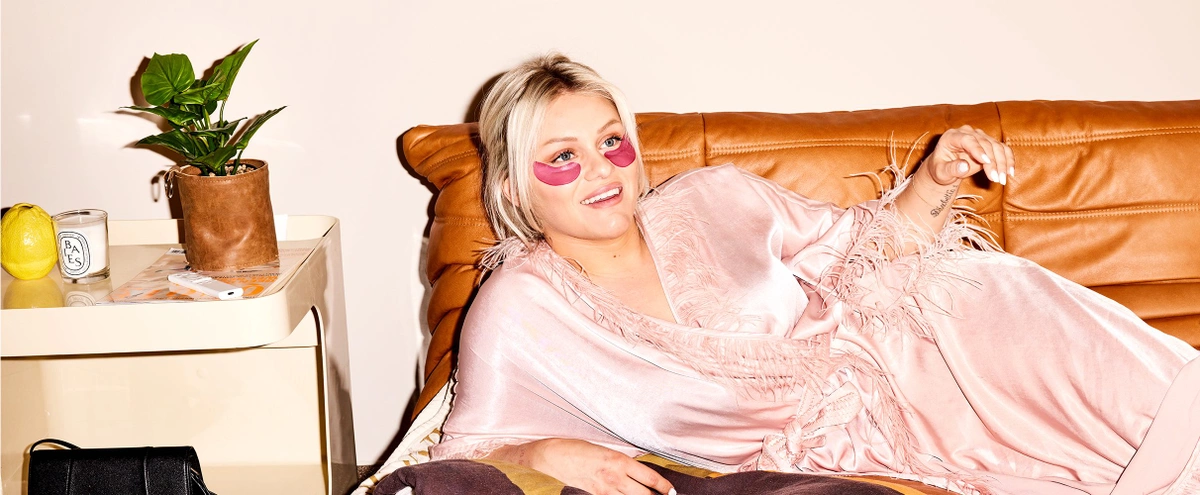 2023 06 - Header - Let niet op de rommel - Roxanne Kwant - Interview Anne van Aartrijk - Fotografie Marie Wanders - Styling Lieke Ouwinga