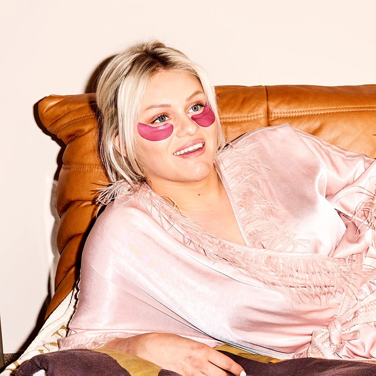 2023 06 - Header - Let niet op de rommel - Roxanne Kwant - Interview Anne van Aartrijk - Fotografie Marie Wanders - Styling Lieke Ouwinga