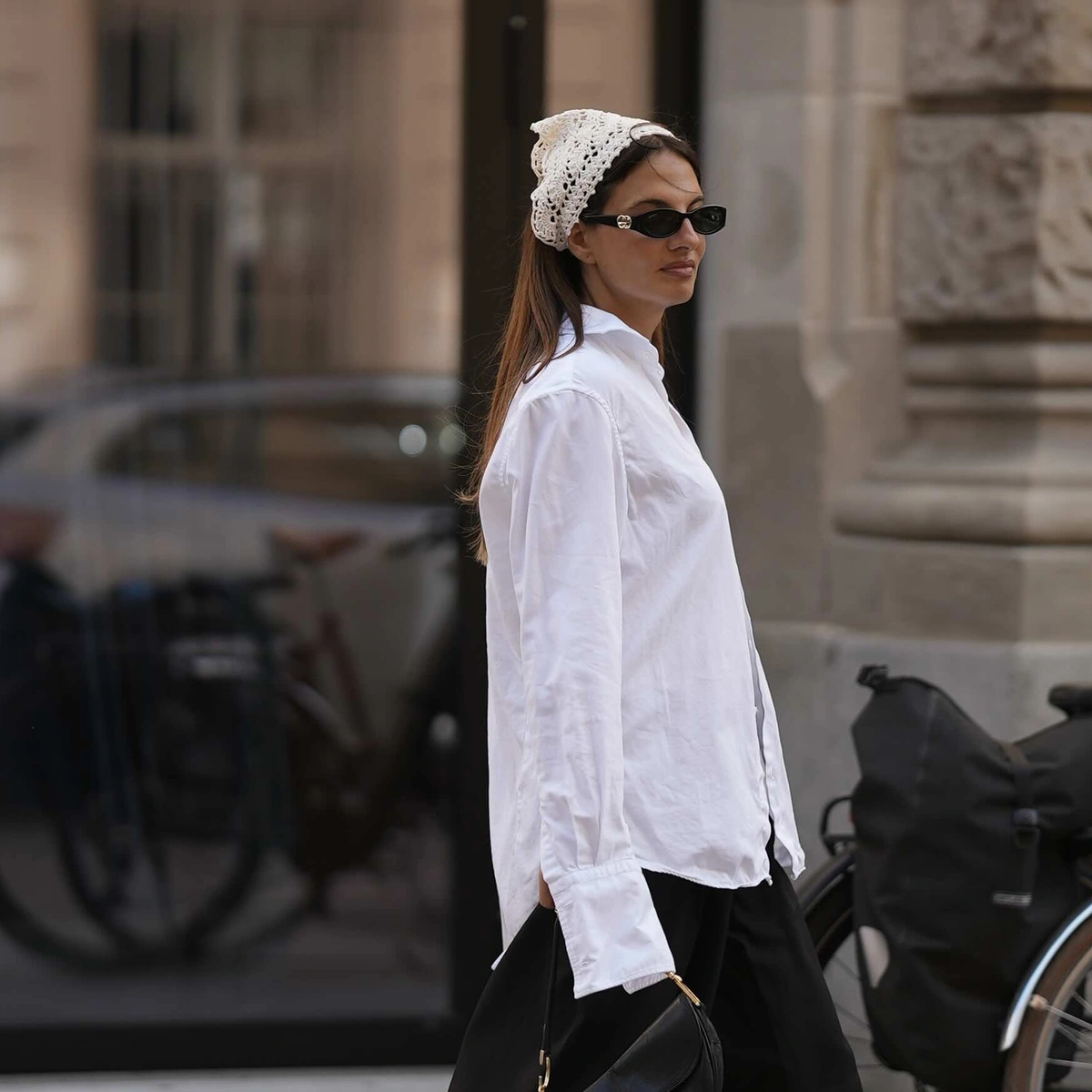 Mode - fashion - style - blouse - sjaaltje - outfit - Getty images 