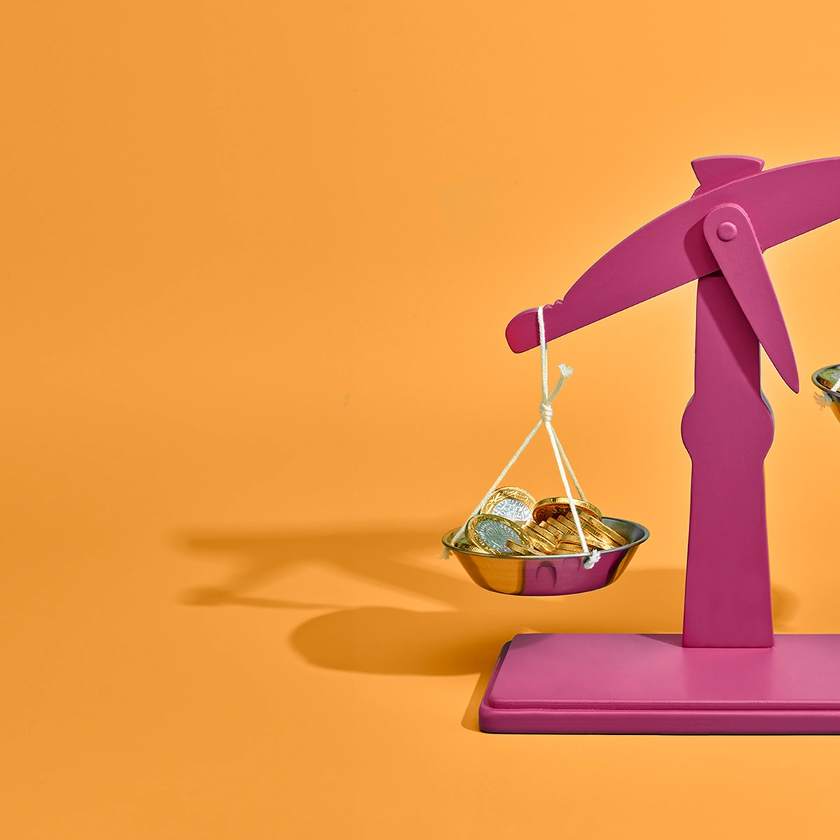 Hero - weegschaal - balans - tikkie - geld - financien - Fotografie Tom ten Seldam 