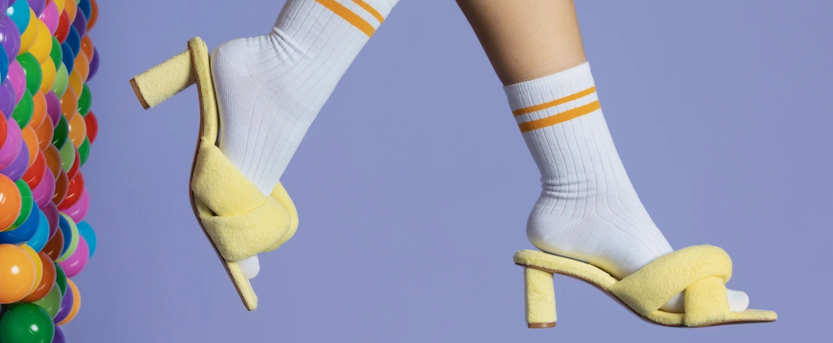 witte sport sokken - Freepik