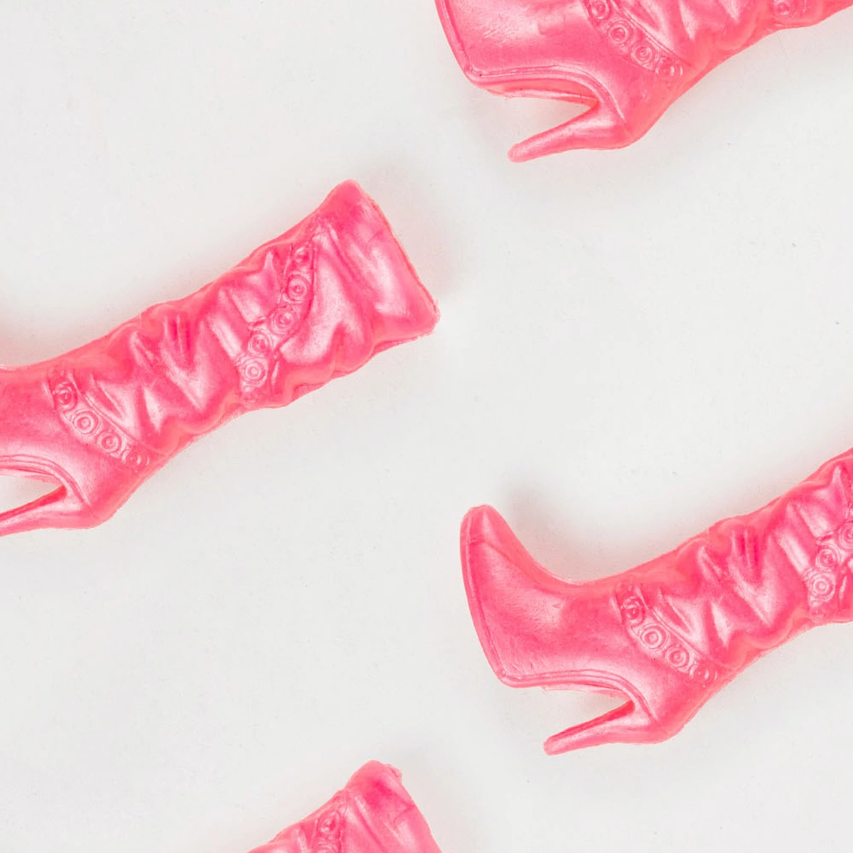 header - schoenen - roze - hakken - barbie - pexels