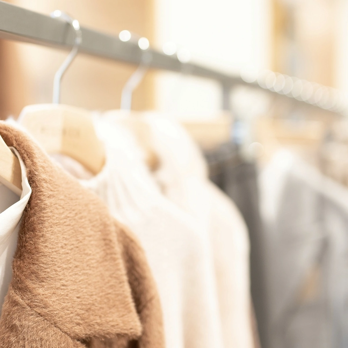 Header - jassen - kleding - mode - winterjas - Unsplash