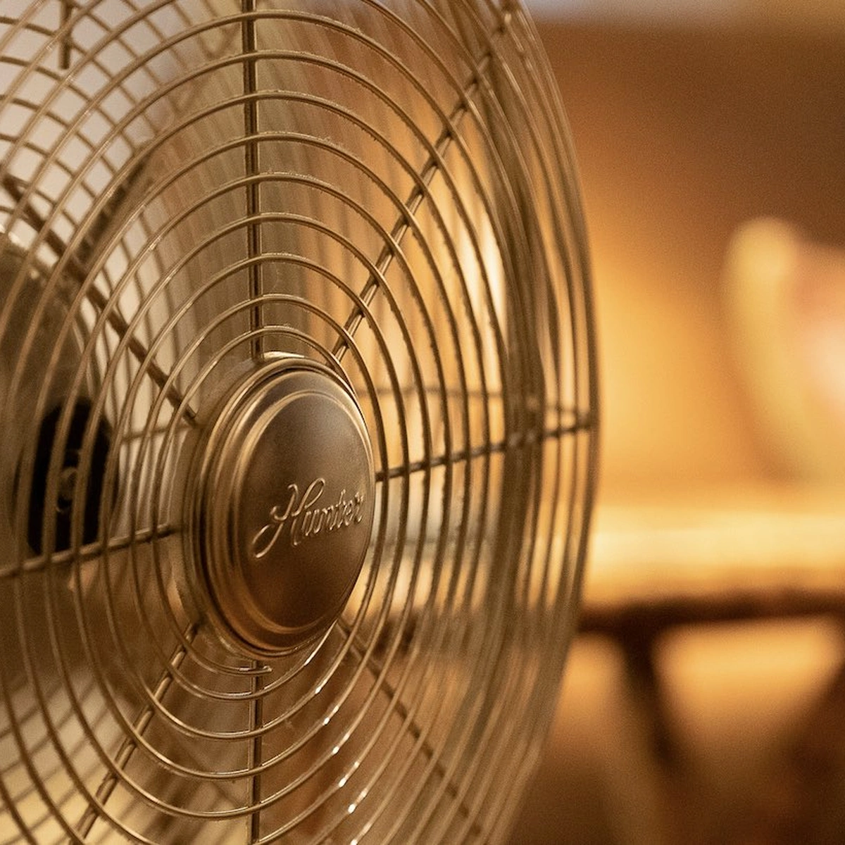 Header - ventilator - Unsplash