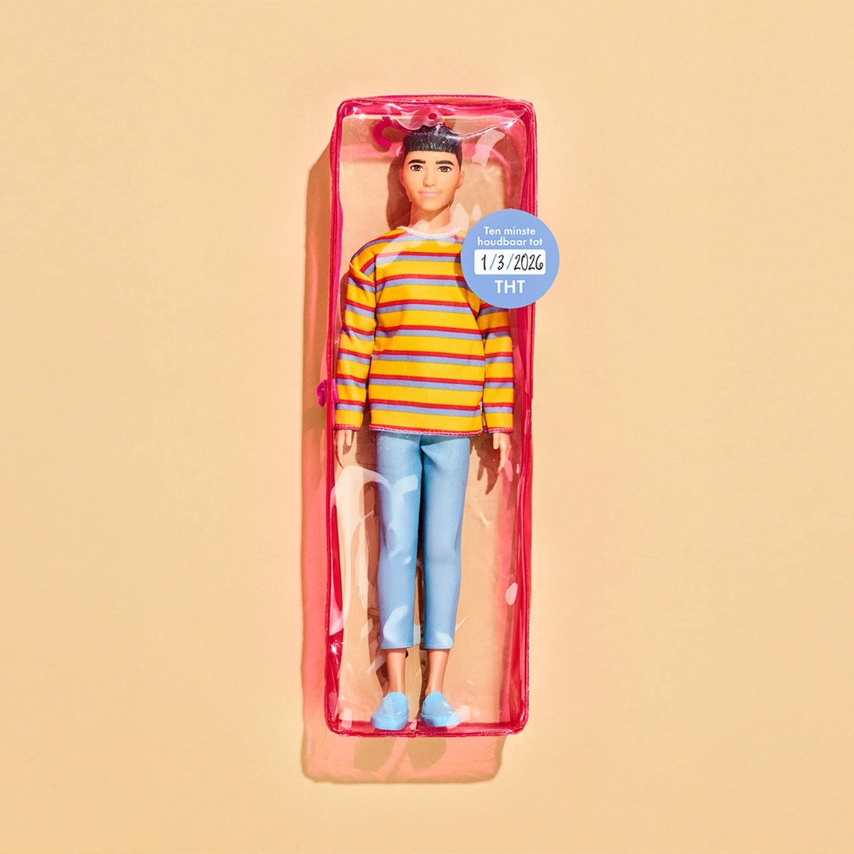 2026 - 1 - Still - houdbaarheid - barbie - B&M Verhaal 3 Liefde & Seks - Fotografie Tom ten Seldam - Styling Chèri van Rijn - Header