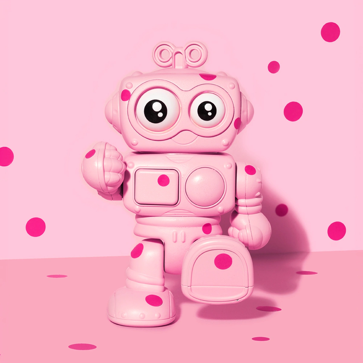 2026 - 2 - Still - Coverstory - Robot - Roze - Speelgoed - Stipjes - Fotografie Frank Brandwijk - Header