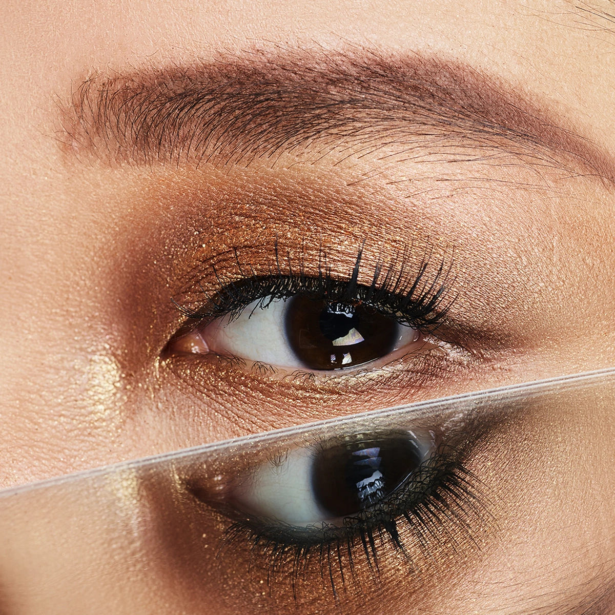 [P] Gezicht - Make-up - ogen - wenkbrauwen - eyeliner - Leco legt uit