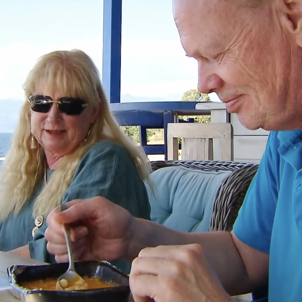 Header  - Karel - Iris - B&B vol Liefde - rTL