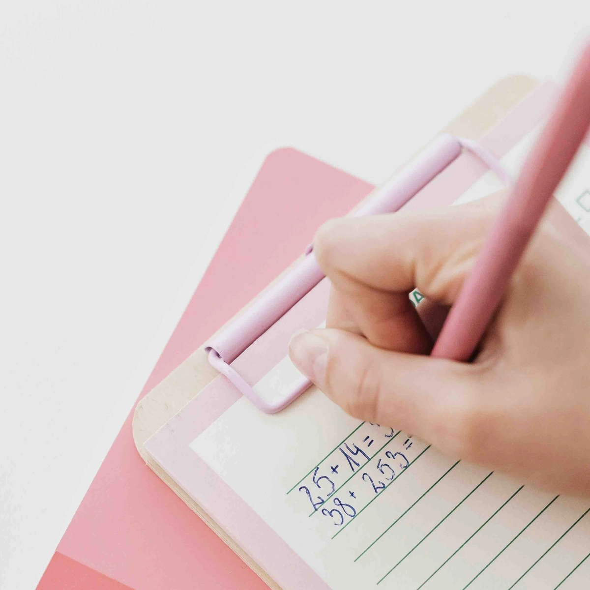 Notitie - kladblok - schrijven - hand - pexels