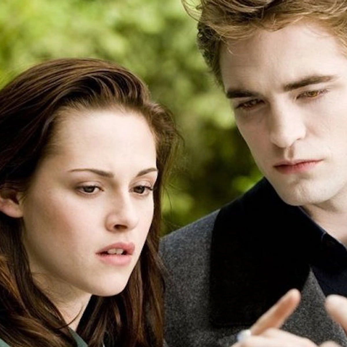 Hero Twilight Midnight Sun 