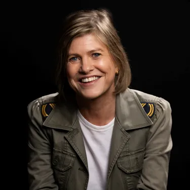 Billede af Forfatter Clare Leslie Hall