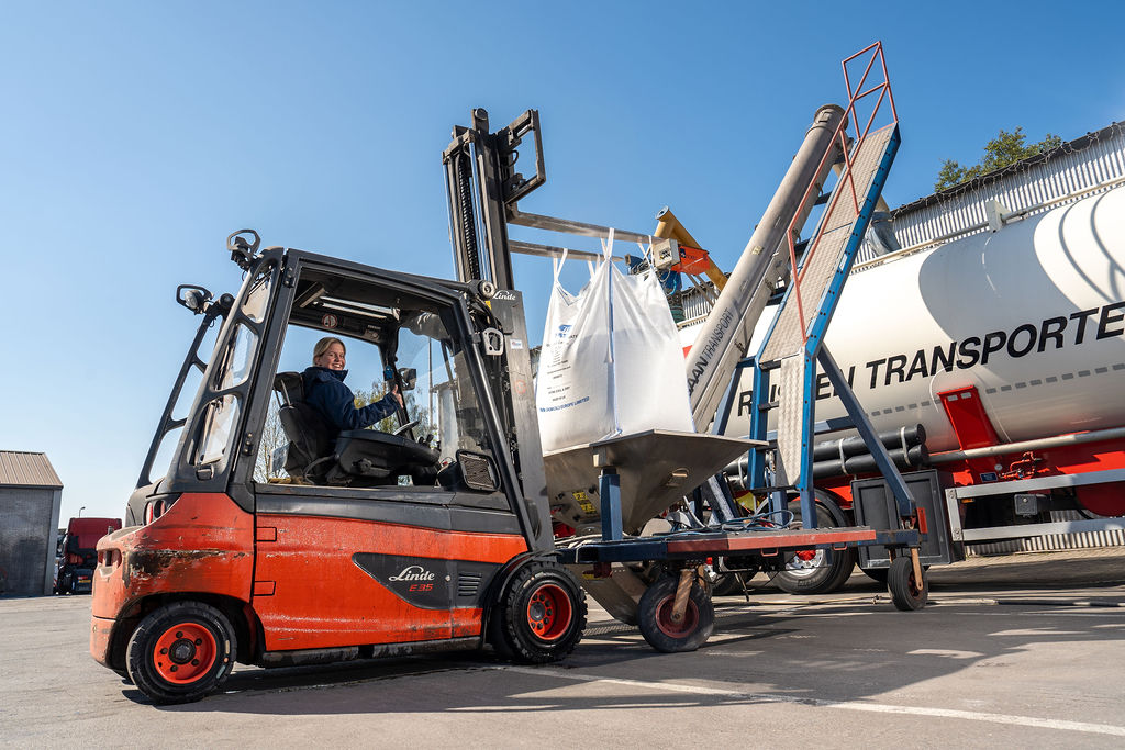 Loading dock at Baan Rijssen Transporten with bulk tanker fleet ready for dispatch