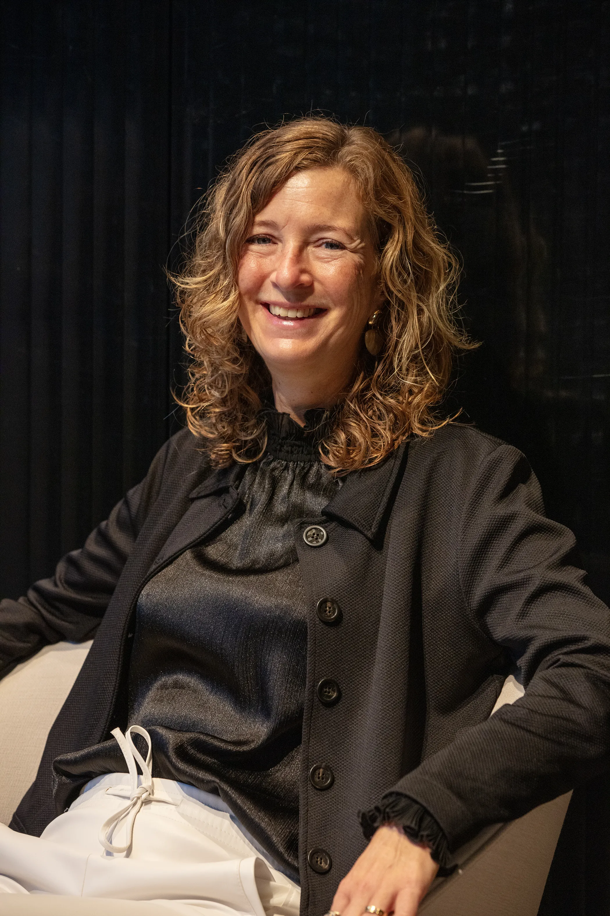 Cindy van Dijk is werkzaam op de commerciële binnendienst bij Meinema Projectinrichitng