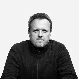 Simon Pengelly