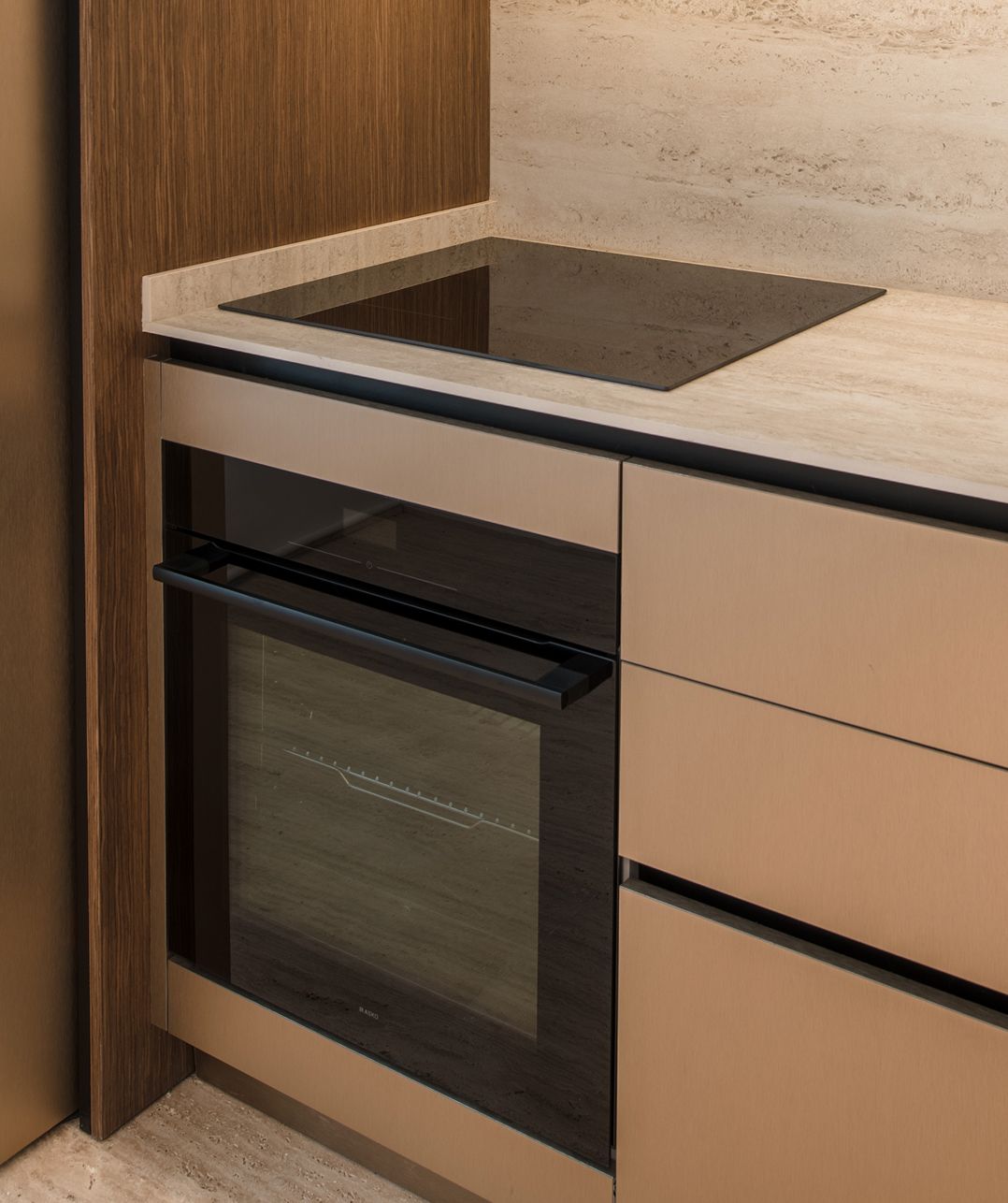 Pocket sliding door between the kitchen and living area, Saifi