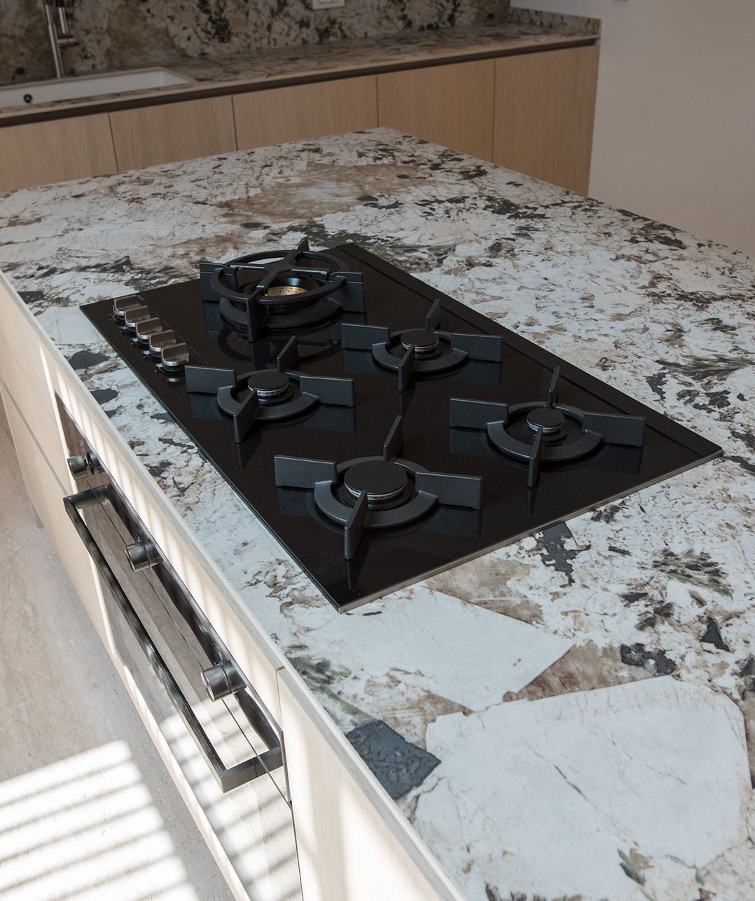 Milk Oak cabinetry with built-in V-ZUG and ASKO appliances, Cornet El Hamra