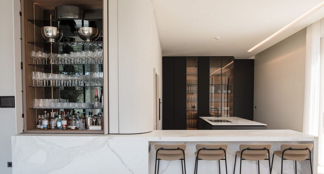 Frozen walnut kitchen in Cornet Chehwan, view 3