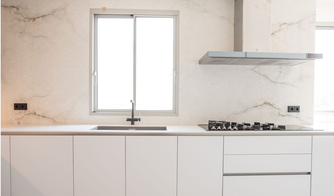 Pebble Triba veneer kitchen in Beit Meri, view 16