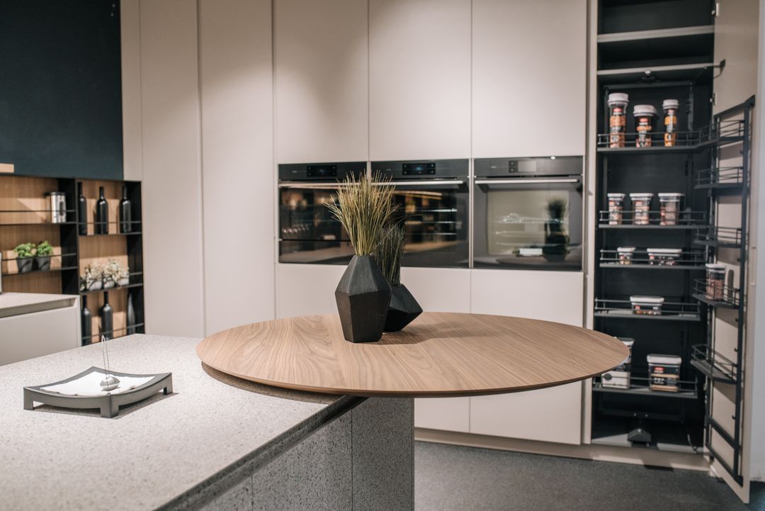 Frozen walnut veneer cabinetry, Kitchen Avenue showroom