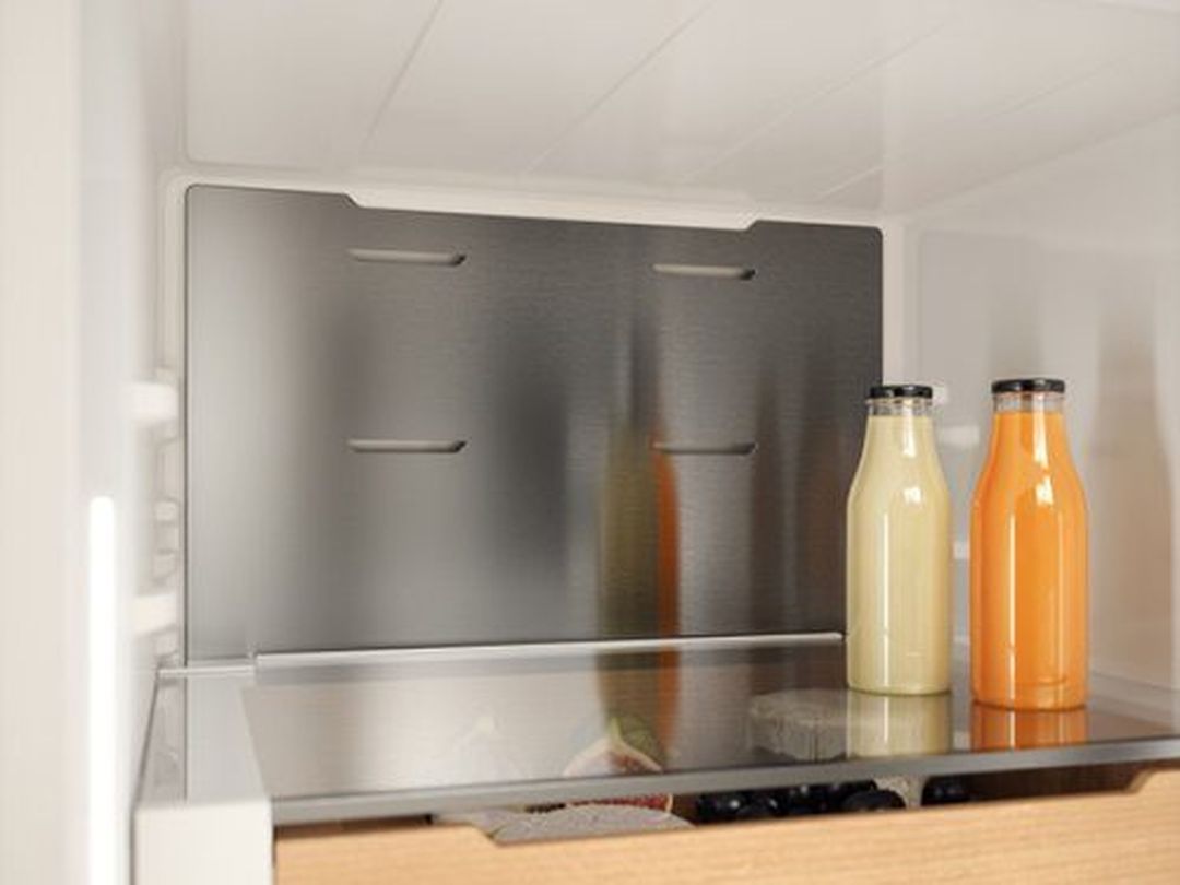 Stainless steel backwall