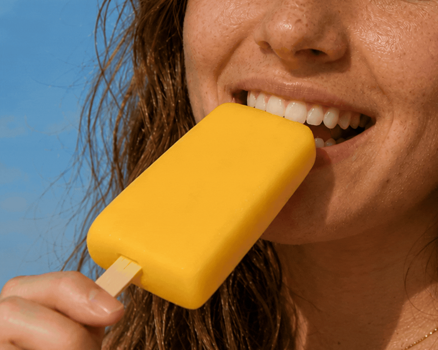 Dein erfrischendes Sommer-Extra: Gratis NOMOO Stileis